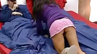 கட்டானா மகன் செக்ஸ் அம்மா முதலாளியுடன் தனியா.