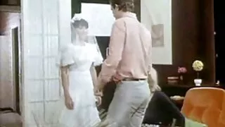 J ஆல் கவர்ச்சியான அம்மா பையன் புணரப்பட்டது