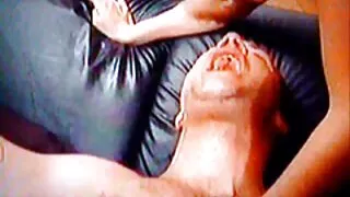 செக்ஸ் உதவி சாஷா பெடெனாஷ்விலி. தாய் மற்றும் மகன் முழு செக்ஸ் வீடியோ